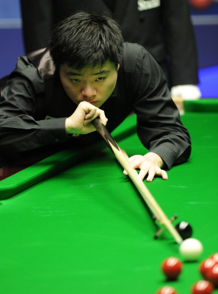 不论他未来 不论他未来