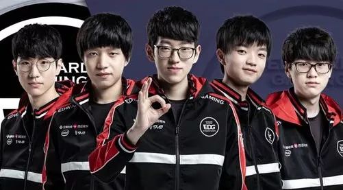 瘦弱而被质 瘦弱而被质