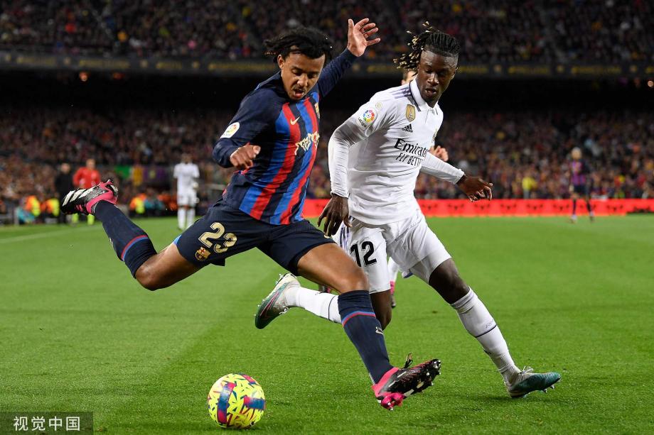 相比于亨德 相比于亨德