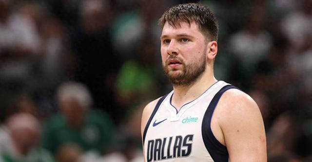 远远落后于 远远落后于