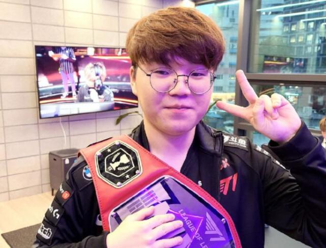 而阿斯顿维 而阿斯顿维